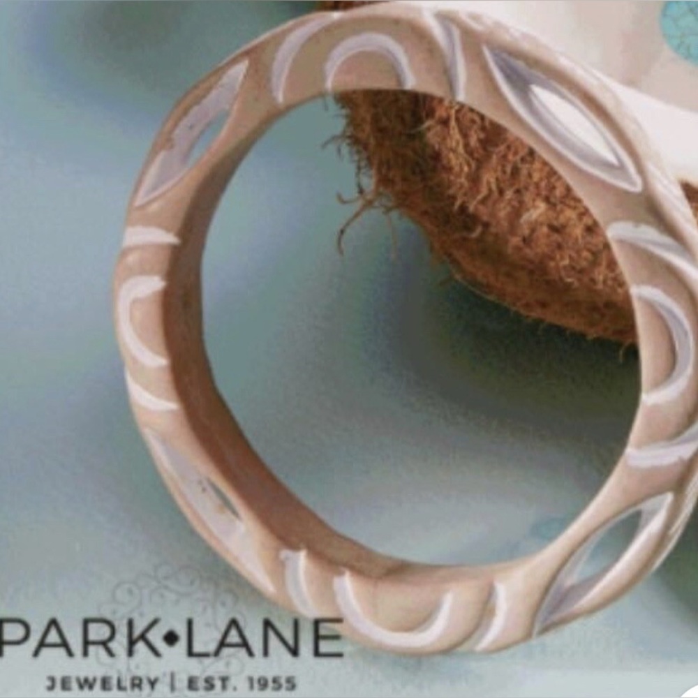 Three Park Lane Seascape Taupe Wood Bangles